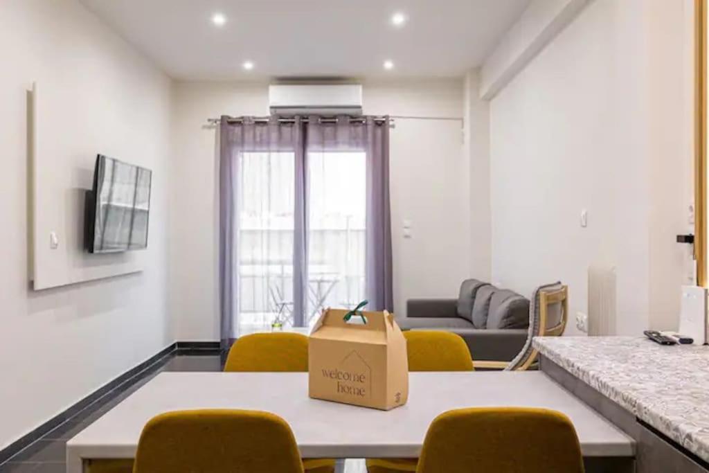 Apartment So36 Filoxenia Place Like In Koukaki-near Metro Athens